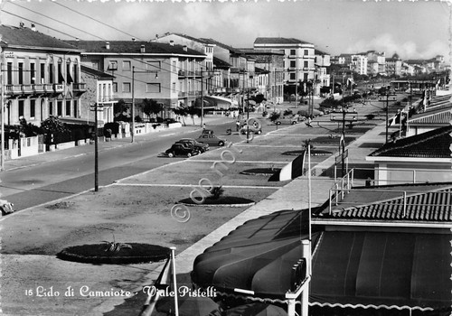 Cartolina Lido di Camaiore Viale Pistelli 1954