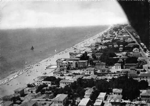 Cartolina Lido di Jesolo panorama e spiaggia 1951