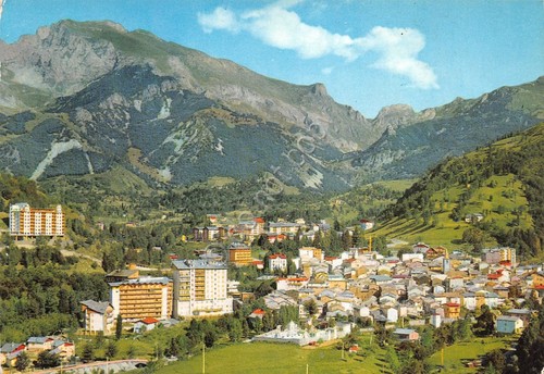 Cartolina Limone Piemonte panorama case anni '90