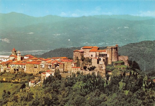 Cartolina Lunigiana Fosdinovo Castello e Borgo