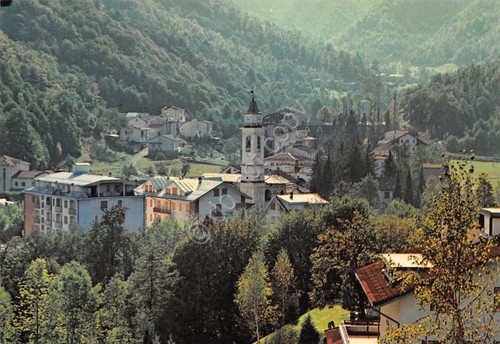 Cartolina Lurisia Terme Panorama paese con chiesa e case