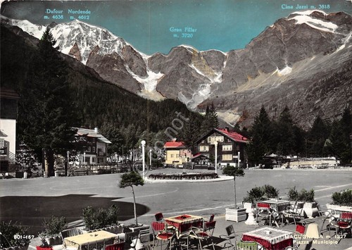 Cartolina Macugnaga Piazza del Municipio 1958