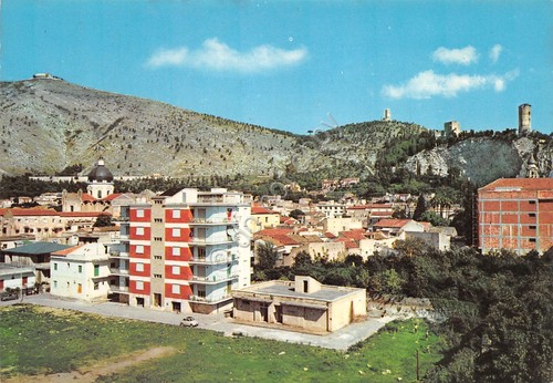 Cartolina Maddaloni panorama parziale paese case anni '90