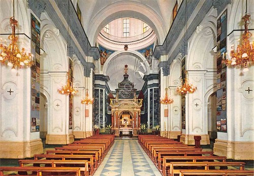 Cartolina Madonna dell'Arco Santuario interno anni '90