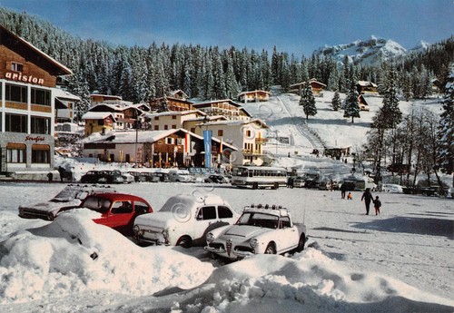 Cartolina Madonna di Campiglio Hotel Ariston Serafini auto anni '80