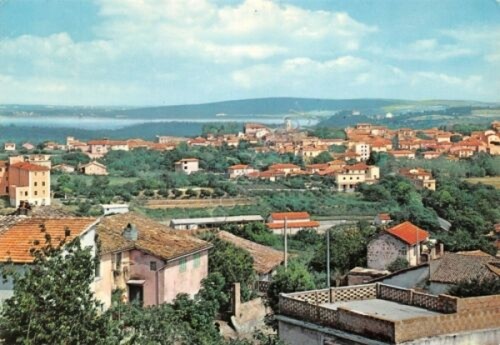 Cartolina Manziana Panorama e lago anni '70