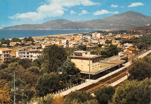 Cartolina Marina di Ascea Panorama da ferrovia case anni '80