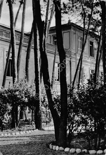 Cartolina Marina di Massa Colonie Motta Gruppo Edison parziale facciata