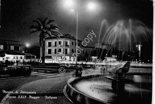 Cartolina Marina di Pietrasanta Piazza XXIV Maggio Notturno 1972 (Lucca)