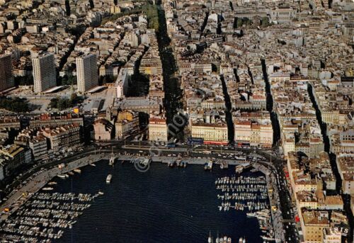 Cartolina Marseille vue aerienne du Vieux Port