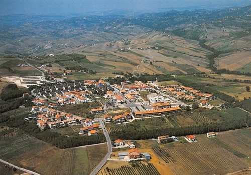 Cartolina Melito Irpino vista aerea case vie anni '80
