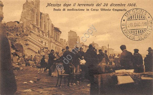 Cartolina Messina dopo terremoto 1908 Posto di Medicazione animata
