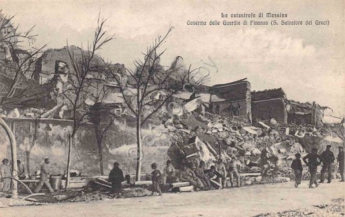 Cartolina Messina La catastrofe Caserma Guardie di Finanza Micali Santi …