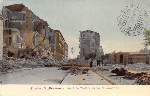 Cartolina Messina Via I Settembre verso la Stazione