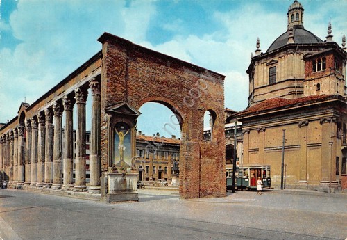 Cartolina Milano Basilica San Lorenzo con colonne tram 1970