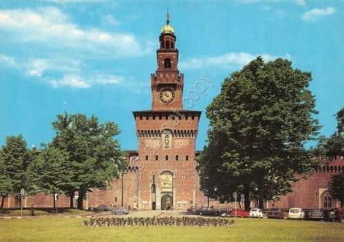 Cartolina Milano Castello Sforzesco auto d'epoca Fiat 500