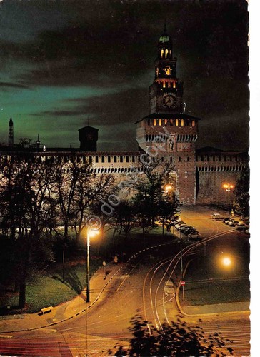Cartolina Milano Castello Sforzesco notturno con auto