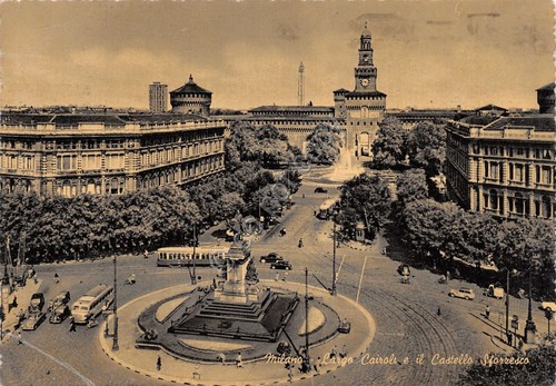 Cartolina Milano Largo Cairoli vista dall'alto tram auto 1961