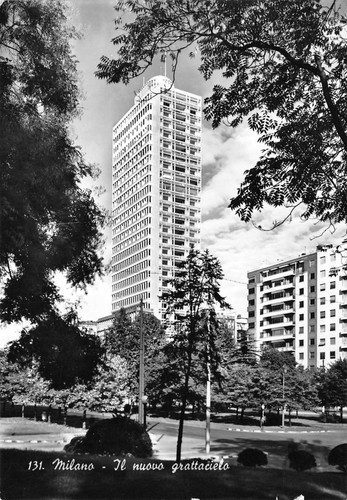 Cartolina Milano Nuovo Grattacielo 1959