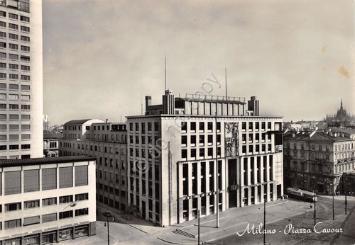 Cartolina Milano Piazza Cavour 1957
