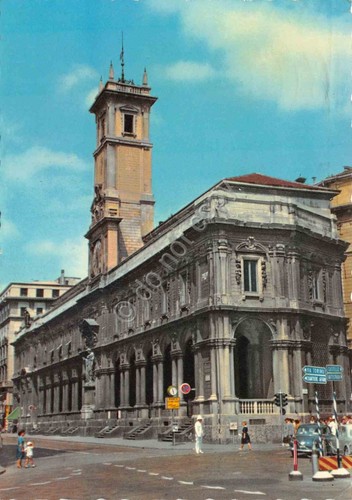 Cartolina Milano Piazza del Giureconsulti animata vigile auto 1975