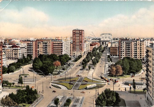 Cartolina Milano Piazza della Repubblica 1954