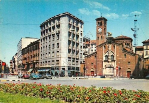 Cartolina Milano Piazza San Babila 1969