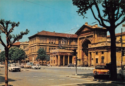 Cartolina Milano Porta Nuova auto d'epoca anni '70