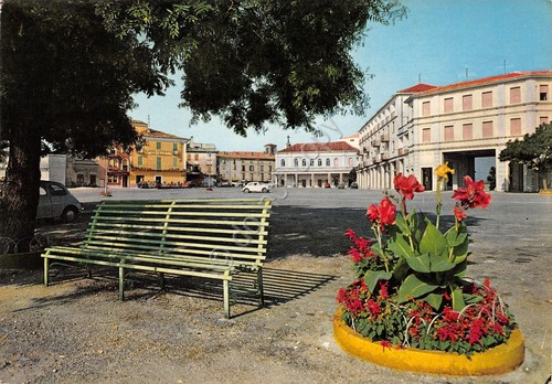 Cartolina Moncalvo Monferrato Piazza Carlo Alberto 1978