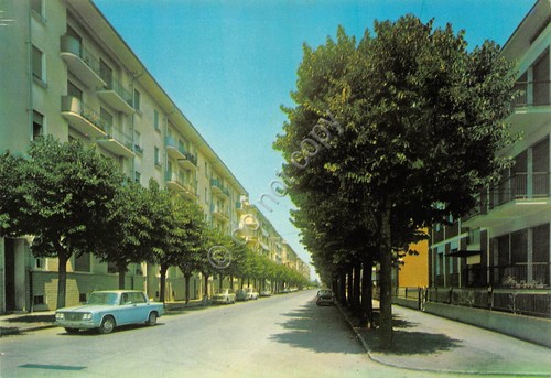 Cartolina Mondovì Corso Italia auto 1970