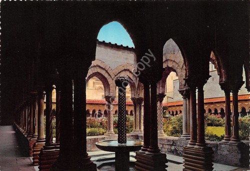 Cartolina Monreale Chiostro interno