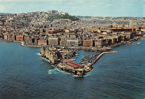 Cartolina Napoli Castel Dell'Ovo e panorama dal mare edizioni SAR