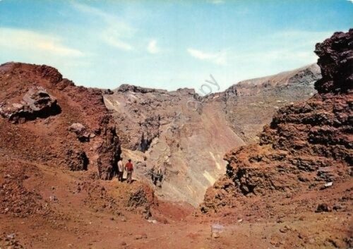 Cartolina Napoli interno del cratere del Vesuvio dopo eruzione 1969