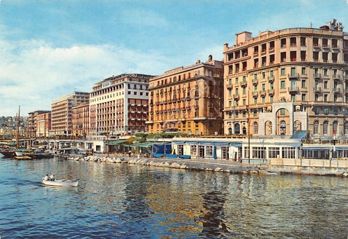 Cartolina Napoli Via Partenope e alberghi dal mare edizioni SAR