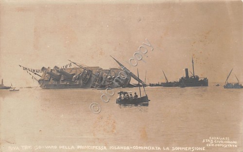 Cartolina Nave Principessa Jolanda cominciata la sommersione Riva Trigoso
