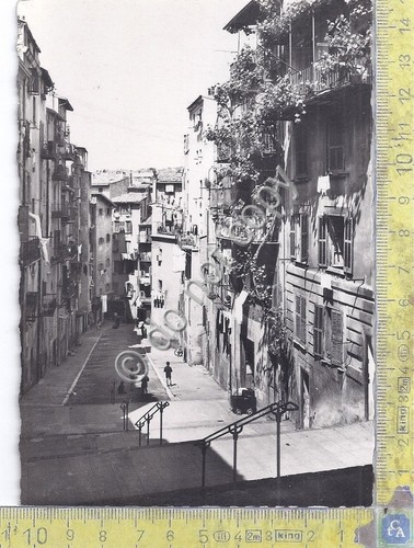 Cartolina Nice Une rue de la Vielle Ville