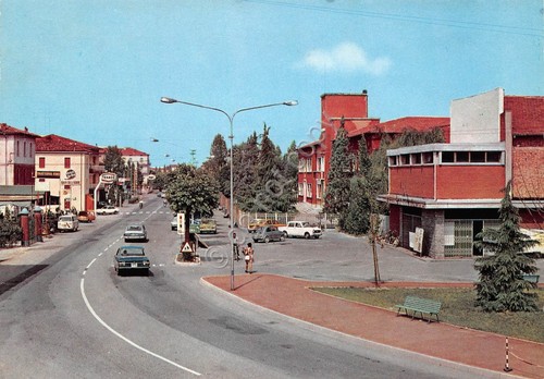 Cartolina Nonantola Via Vittorio Veneto