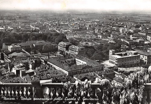 Cartolina Novara Panorama città da Cupola S. Gaudenzio anni '60