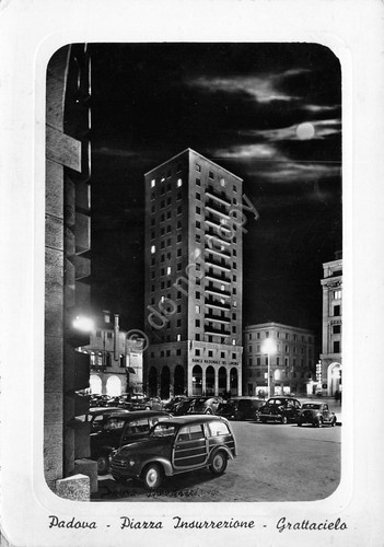 Cartolina Padova Piazza Insurrezione Grattacielo auto d'epoca 1954