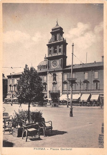 Cartolina Parma Piazza Garibaldi