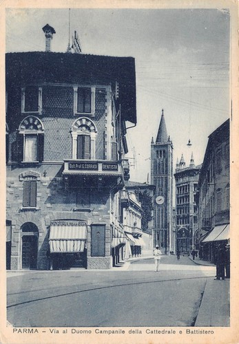 Cartolina Parma Via del Duomo Campanile Vigile in bianco