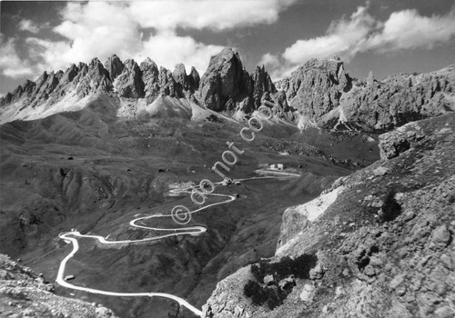 Cartolina Passo Gardena Gruppo di Cir (Bolzano)