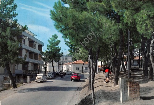 Cartolina Penne Pineta e Monumento ai Caduti auto bici anni …