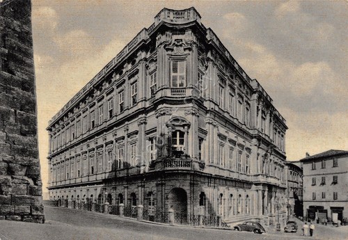 Cartolina Perugia Università per stranieri auto d'epoca 1954