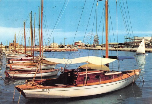 Cartolina Pesaro il porto barche 1962