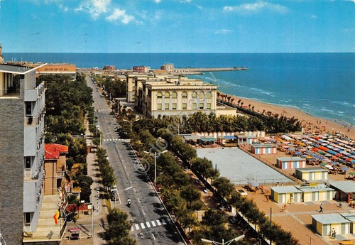 Cartolina Pesaro Viale Trieste spiaggia 1969