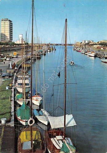 Cartolina Pescara Porto Canale 1969