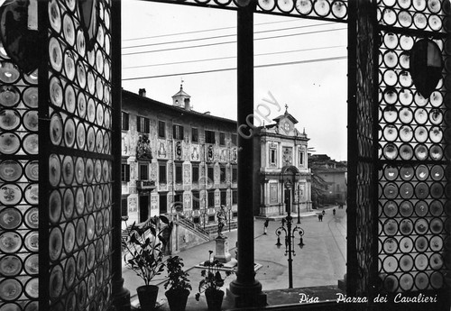 Cartolina Pisa Piazza dei Cavalieri da finestra anni '50