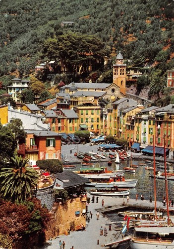 Cartolina Portofino Panorama della baia animata barche (Genova)