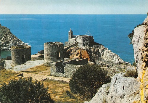 Cartolina Portovenere I vecchi mulini sullo sfondo S. Pietro (La …